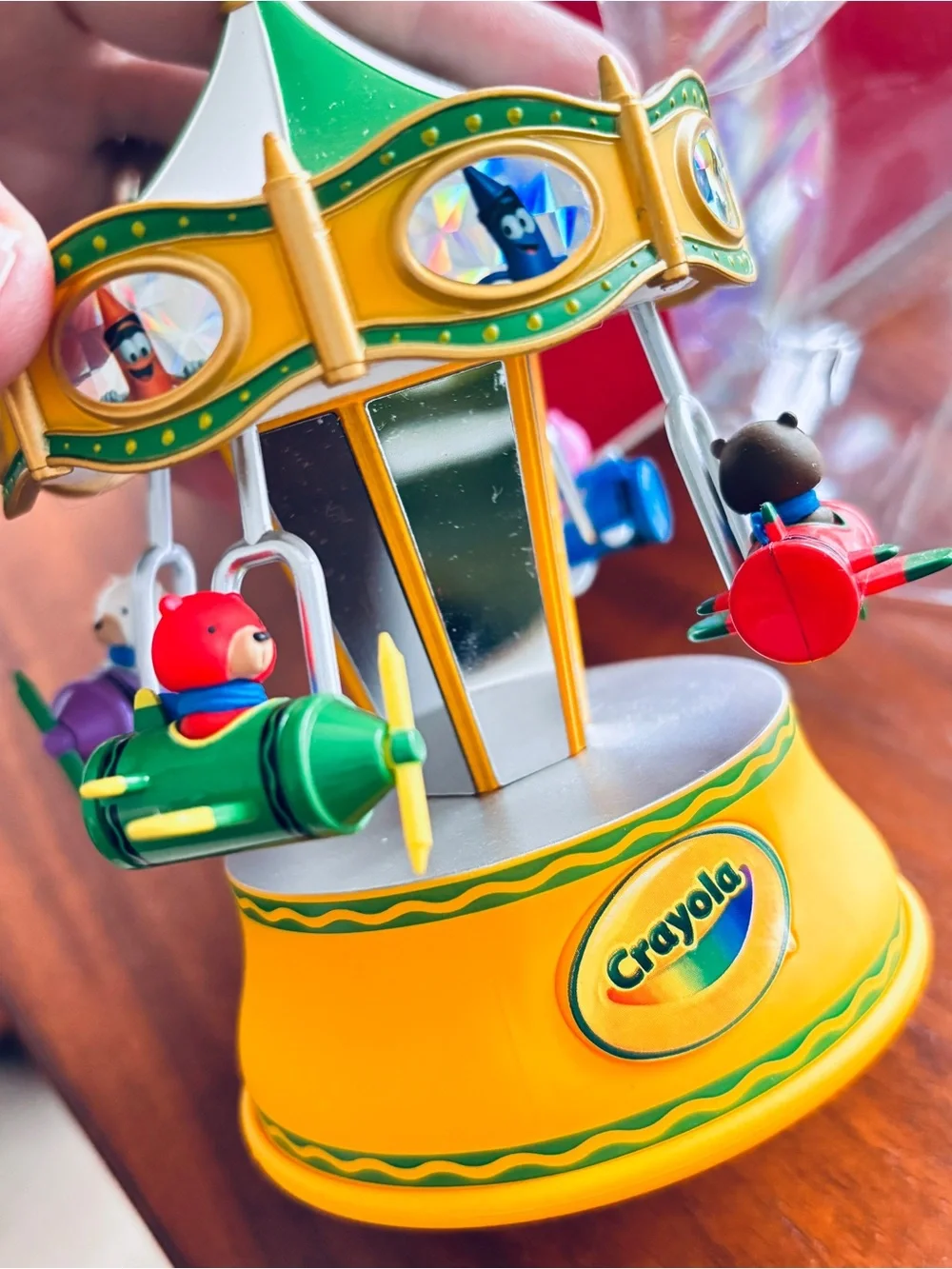 Hallmark & Crayola Carousel Keepsake Ornament 2018 - Pristine TESTED